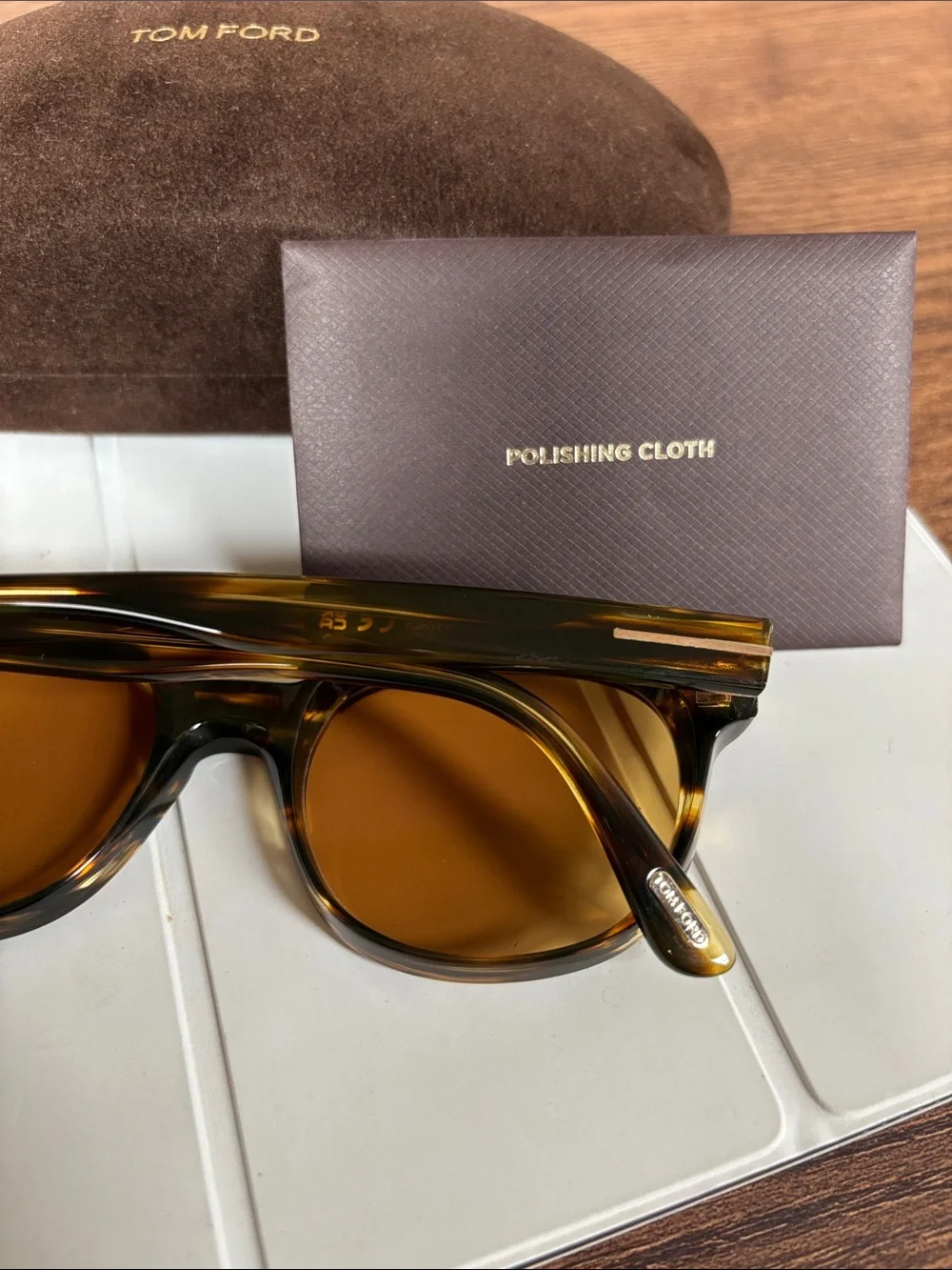 Tom Ford Tortoiseshell wayfarer Frame with Amber Lenses Sunglasses. TF118052E145